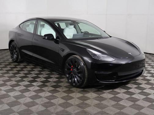 2023 Tesla Model 3 Performance