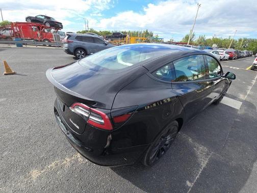 2023 Tesla Model 3 Performance