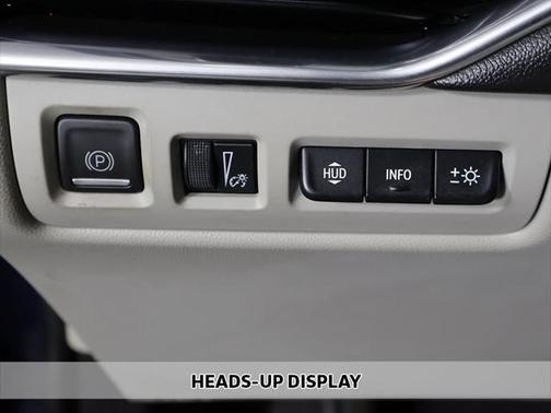2021 Cadillac XT4 Premium Luxury