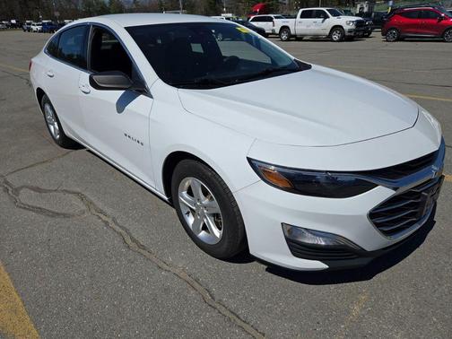 Summit White 2023 Chevrolet Malibu 1LS