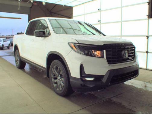 Platinum White Pearl 2023 Honda Ridgeline Sport
