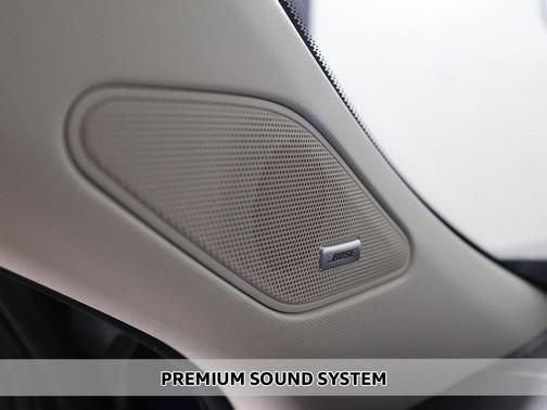 2025 Mitsubishi Outlander PHEV SEL