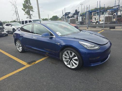 Deep Blue Metallic 2020 Tesla Model 3 Standard Range