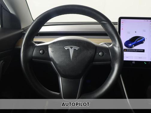 Deep Blue Metallic 2020 Tesla Model 3 Standard Range