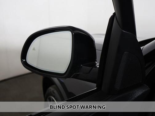 Black 2022 BMW X5 xDrive40i