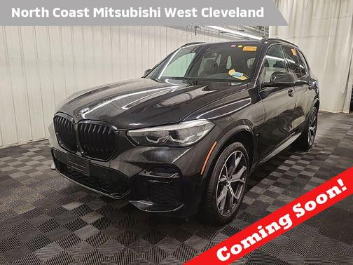 Black 2022 BMW X5 xDrive40i
