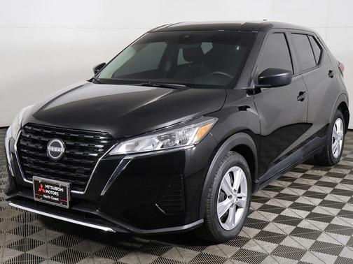 2022 Nissan Kicks S