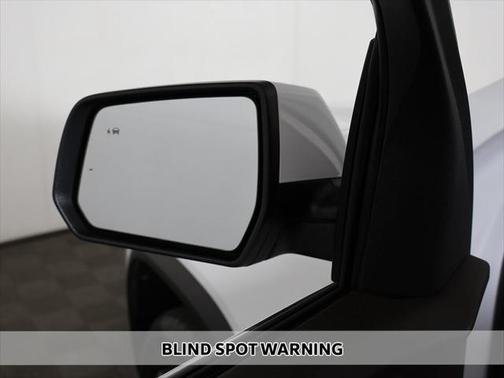 2023 GMC Acadia FWD SLT