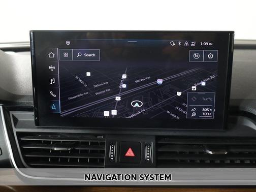 2023 Audi Q5 40 Premium Plus