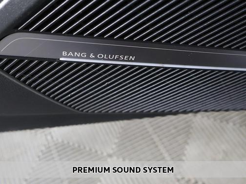 2023 Audi Q5 40 Premium Plus