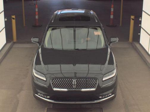 Gilded Green Metallic Clearcoat 2023 Lincoln Nautilus Reserve