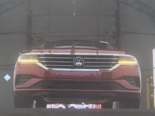2022 Volkswagen Passat 2.0T Limited Edition