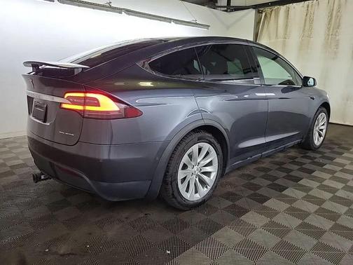 2020 Tesla Model X Long Range Dual Motor All-Wheel Drive