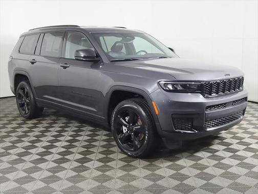 2022 Jeep Grand Cherokee L Altitude