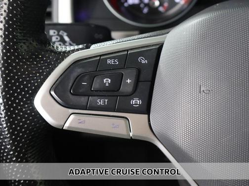 Deep Black 2021 Volkswagen Atlas 3.6L SE w/Technology