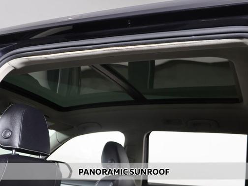 Deep Black 2021 Volkswagen Atlas 3.6L SE w/Technology