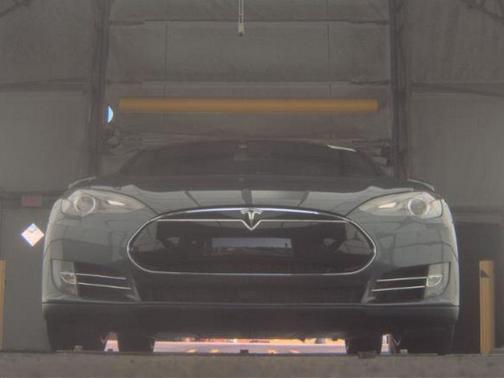 2015 Tesla Model S 85D