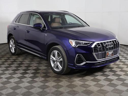 2023 Audi Q3 Premium 45 TFSI S line quattro Tiptronic