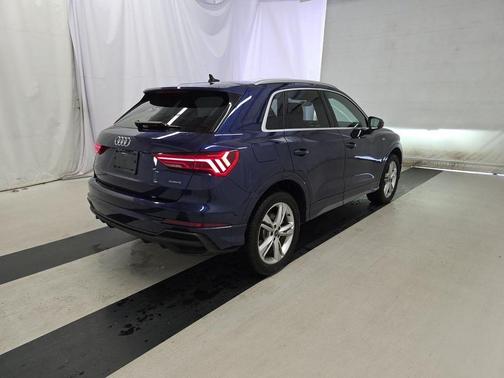 2023 Audi Q3 Premium 45 TFSI S line quattro Tiptronic