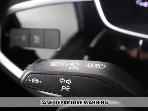 2023 Audi Q3 Premium 45 TFSI S line quattro Tiptronic