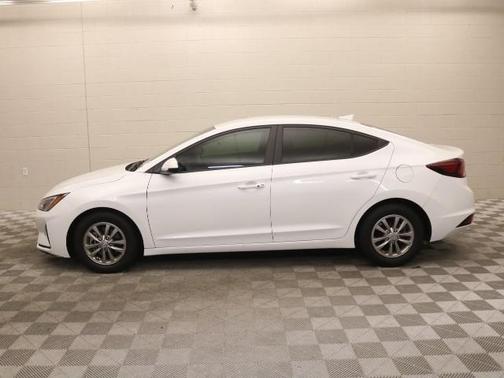 Photo 2 of 11 of 2019 Hyundai Elantra ECO