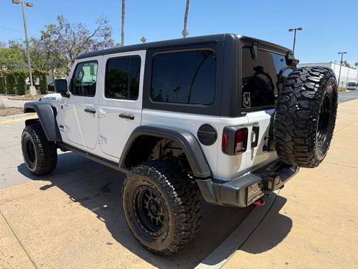 Bright White Clearcoat 2020 Jeep Wrangler Unlimited Rubicon