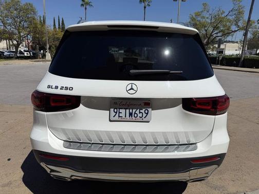 2022 Mercedes-Benz GLB 250 Base