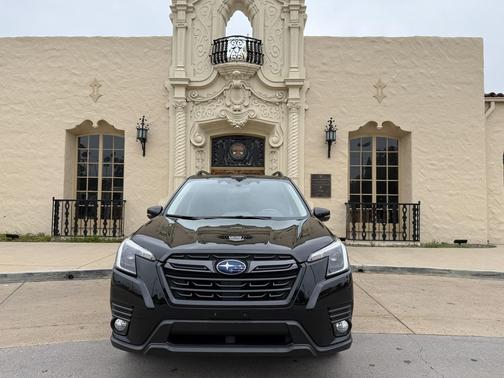 Crystal Black Silica 2023 Subaru Forester Sport