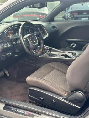 2017 Dodge Challenger SXT