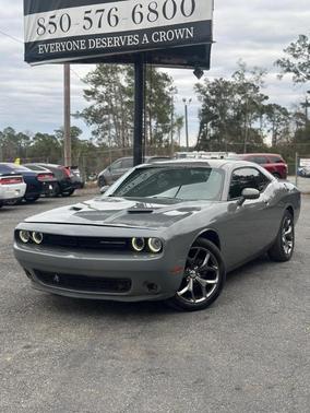2017 Dodge Challenger SXT