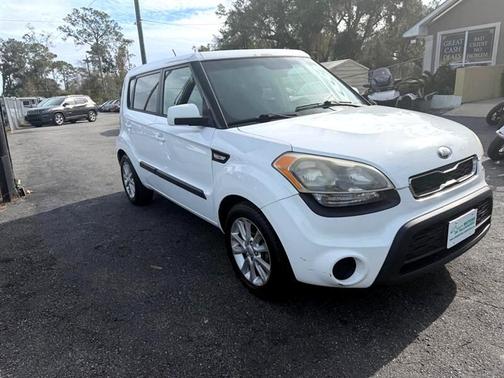 2013 Kia Soul Base