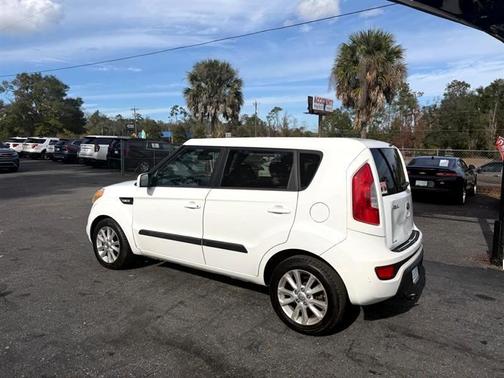 2013 Kia Soul Base