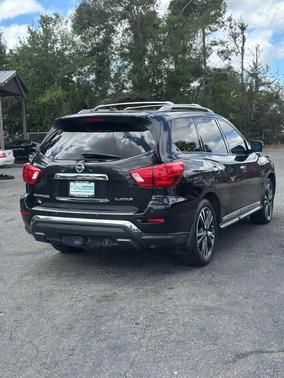 2018 Nissan Pathfinder Platinum