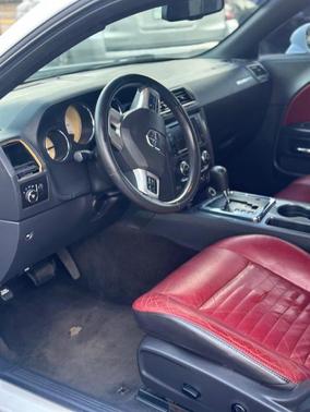 2014 Dodge Challenger SXT