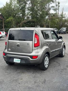 2013 Kia Soul Base