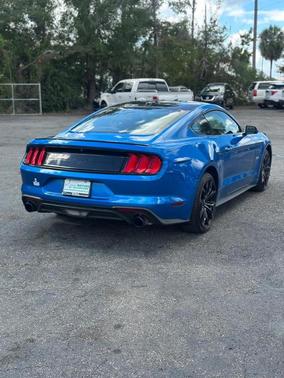 2020 Ford Mustang EcoBoost