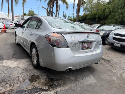 SILVER 2012 Nissan Altima 2.5 S