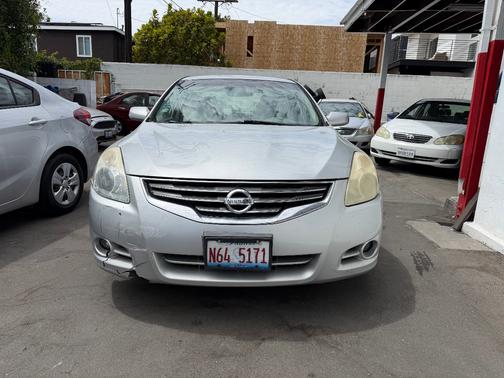 SILVER 2012 Nissan Altima 2.5 S