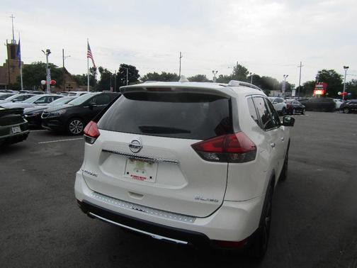 2018 Nissan Rogue SL