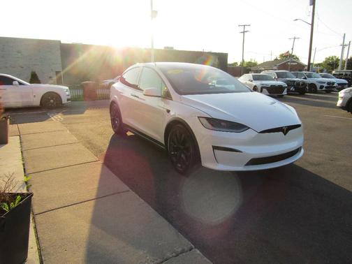 White 2023 Tesla Model X