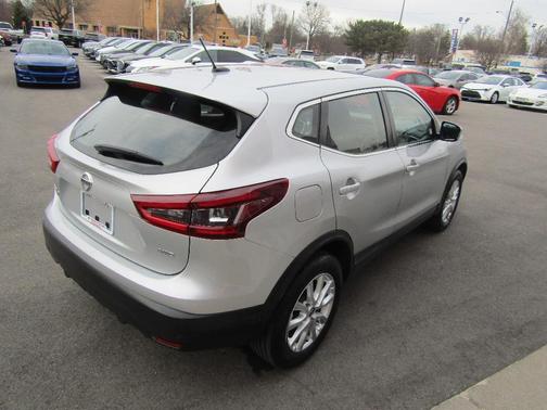 2021 Nissan Rogue Sport S