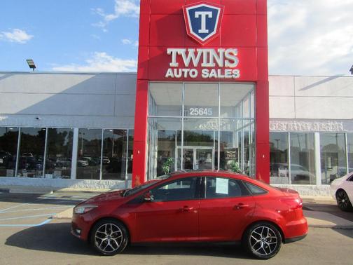 Orange 2018 Ford Focus SEL
