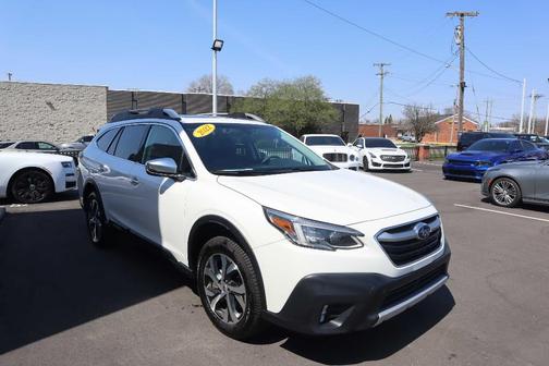 2022 Subaru Outback Touring XT