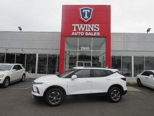 White 2024 Chevrolet Blazer LT