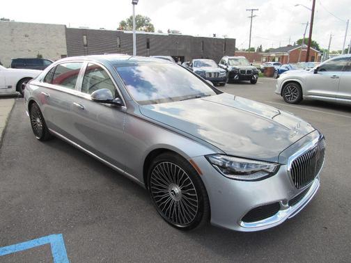 Silver 2024 Mercedes-Benz Maybach S 580 4MATIC