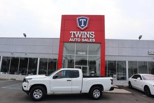 2024 Nissan Frontier S