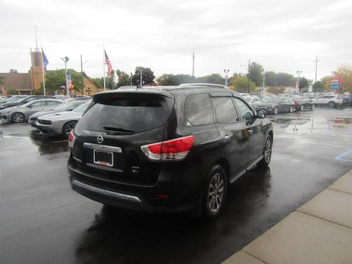 2014 Nissan Pathfinder SV