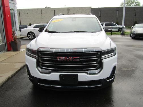 White 2020 GMC Acadia AT4