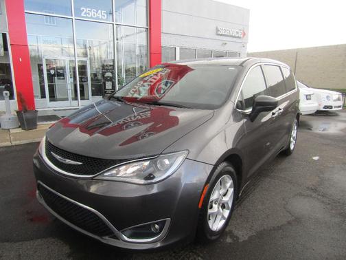 Gray 2017 Chrysler Pacifica Touring-L