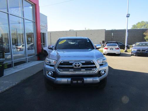 2017 Toyota Tacoma Limited